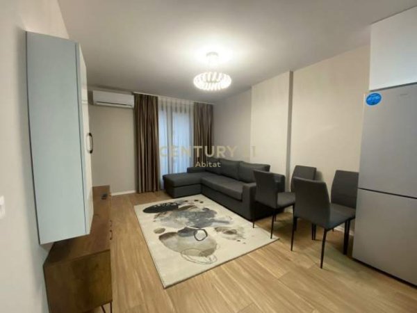 Tirane, jepet me qera apartament 1+1 400 Euro (KOMPLEKSI ZIRKON)