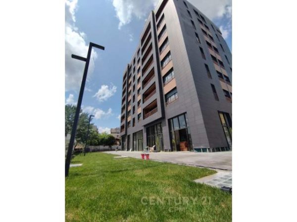 Tirane, jepet me qera apartament 110 m² 900 Euro (PAZARI I RI)