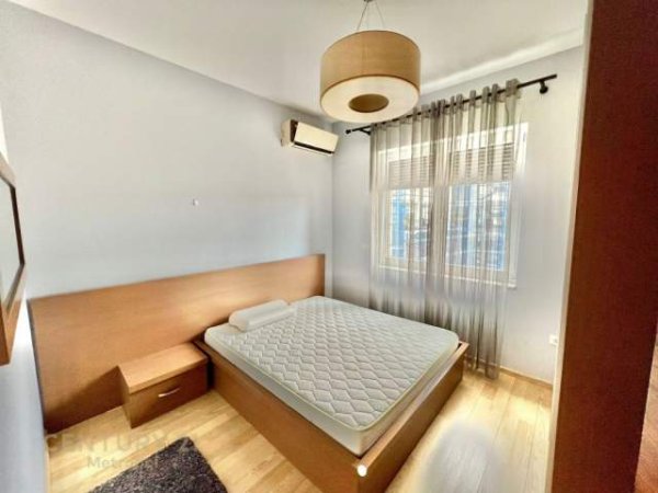Tirane, shes apartament 250.000 Euro (RRUGA  KAVAJES)