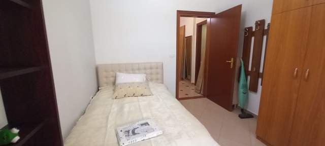 Tirane, jepet me qera apartament 2+1+A Kati 3, 75 m² 450 Euro (Shkollae Baletit)