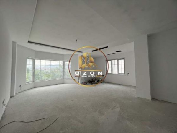Tirane, jepet me qera Vile 4+1+A+BLK Kati 3, 500 m² 3.500 Euro (TEG, Lunder)