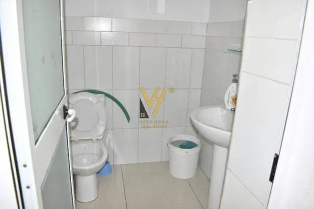 Tirane, shitet ambjent biznesi Kati 1, 335 m² 1.006.500 Euro (blloku)