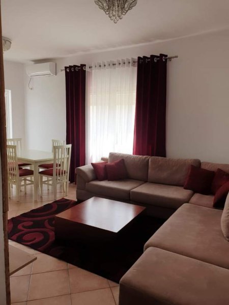 Tirane, jepet me qera apartament 1+1+BLK Kati 2, 60 m² 300 Euro (Misto Mame)