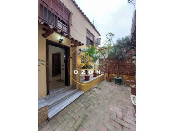 Tirane, jepet me qera shtepi 2+1+A+BLK Kati 0, 90 m² 500 Euro (RRUGA E DURRESIT)