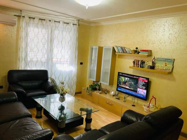 Tirane, jepet me qera apartament 76 m² 550 Euro (Bulevardi Gjergj Fishta)