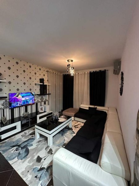 Tirane, jepet me qera apartament 117 m² 900 Euro (Stacioni i Trenit Rrugica e Mullirit)