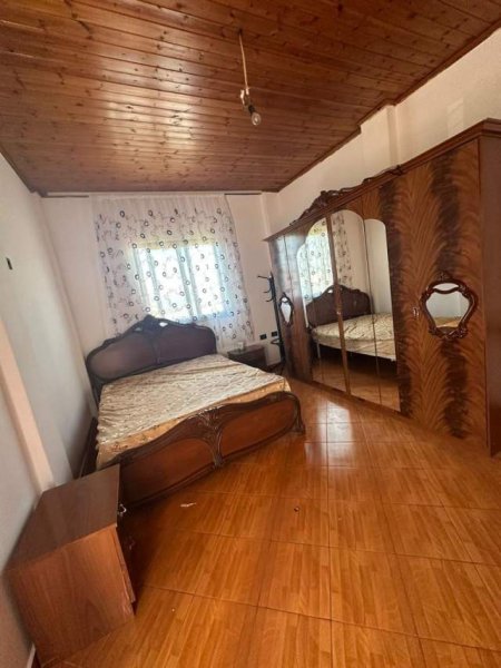 Tirane, jepet me qera apartament 110 m² 35.000 Leke (rruga Violet Manushi  Oxhaku)