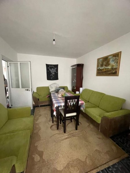 Tirane, jepet me qera apartament 55 m² 350 € (Prane Harry Fultz)