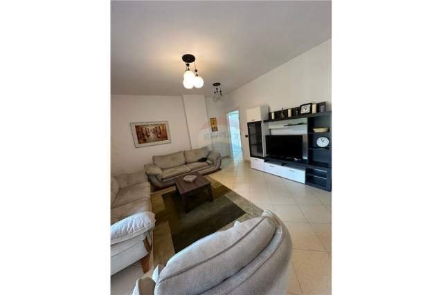 Tirane, jepet me qera apartament 2+1+A+BLK Kati 2, 105 m² 700 Euro (Rruga e Kosovareve)
