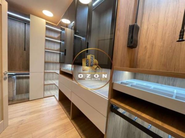 Tirane, jepet me qera apartament 2+1+A+BLK Kati 2, 105 m² 600 Euro (KOPSHTI BOTANIK)