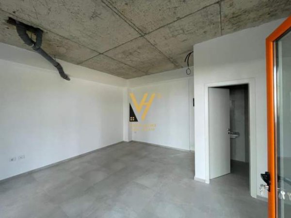 Tirane, jepet me qera dyqan Kati 0, 38 m² 350 Euro (ALI DEMI)