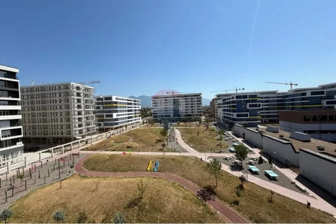 Tirane, shitet apartament 2+1+Ballkon , 97 m² 120.000 € 