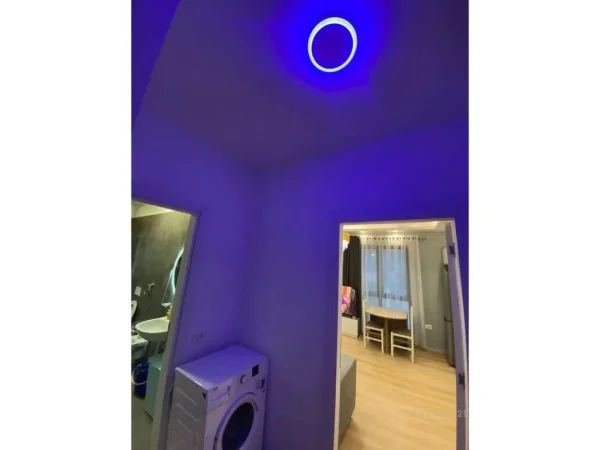 Tirane, jepet me qera apartament 2+1+Ballkon Kati 9, 70 m² 650 € (IRG121510)