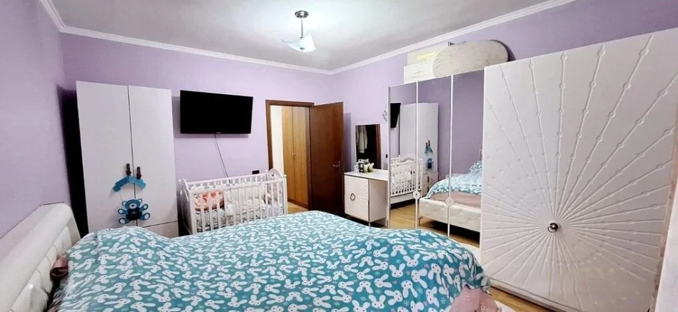Tirane, shitet apartament 2+1+Aneks Kati 2, 110 m² 240.000 € (Rruga Tish Daia)