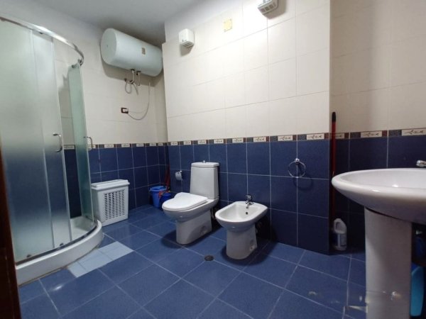 Tirane, shitet apartament 2+1+Aneks Kati 2, 110 m² 240.000 € (Rruga Tish Daia)