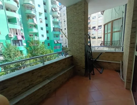 Tirane, shitet apartament 2+1+Aneks Kati 2, 110 m² 240.000 € (Rruga Tish Daia)