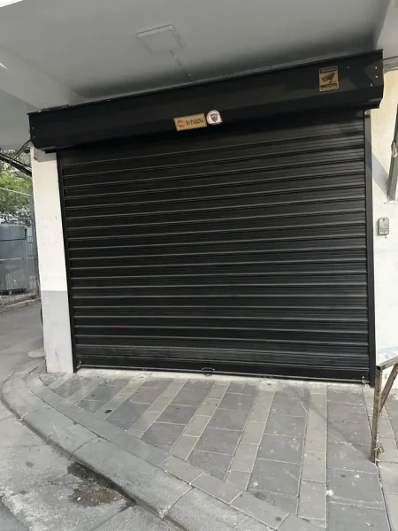 Tirane, jepet me qera ambjent biznesi Kati 0, 38 m² 550 € (Rruga Abdyl Frasheri)