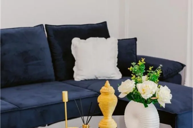 Astir, jepet me qera Super apartament 1+1+bllk Kati 9, 75 m² 550 € (Astir te Vila L 2)