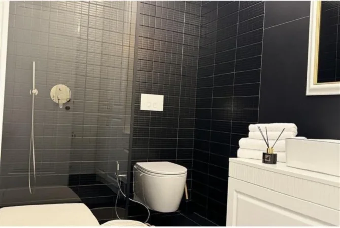 Astir, jepet me qera Super apartament 1+1+bllk Kati 9, 75 m² 550 € (Astir te Vila L 2)