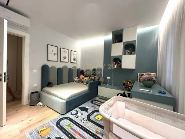 Tirane, shitet apartament 3+1 , 152 m² 365.000 € (Kodra e Dielli 1)