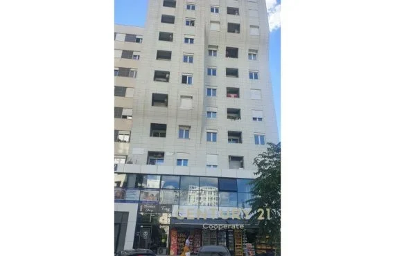 Shqiperi, jepet me qera 1+1 Kati 8, 77 m² 520 € 