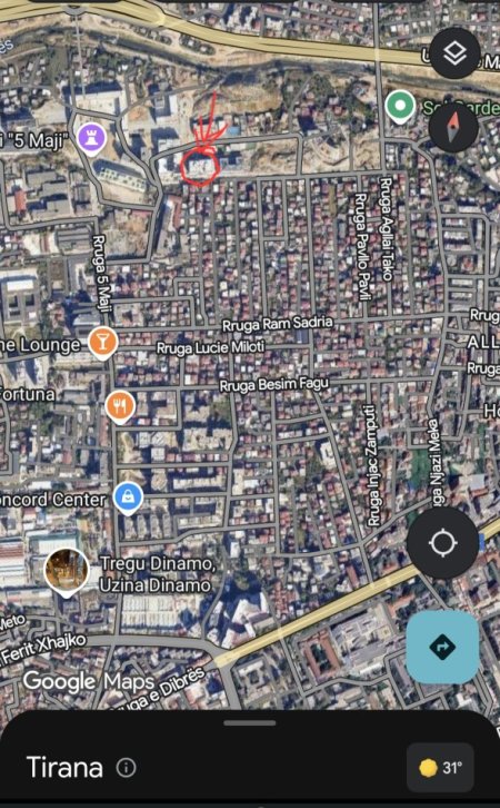 Tirane, jepet me qera nga Pronari, pa-komision apartament 3+1+Aneks+Ballkon Kati 1, 133 m² 540 € 