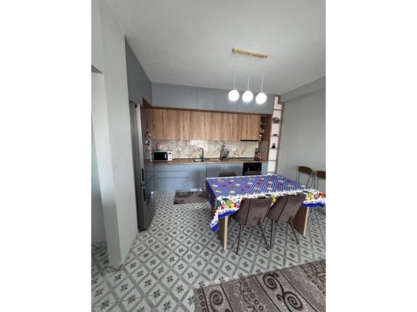 Tirane, shitet apartament 2+1 Kati 1, 112 m² 100.000 € (Fresk)
