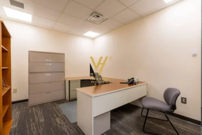 Tirane, jepet me qera zyre Kati 2, 87 m² 550 € (SHKOLLA ISMAIL QEMALI)