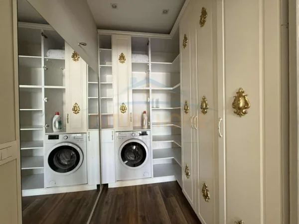 Tirane, jepet me qera apartament 2+1 Kati 5, 100 m² 650 €  UNA20477