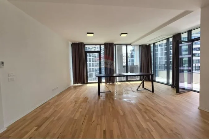 Tirane, jepet me qera zyre , 140 m² 1.850 € 