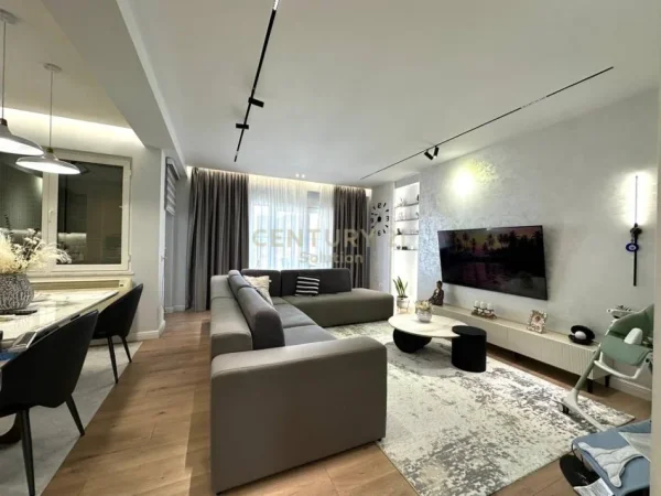 Tirane, shes apartament 3+1 Kati 2, 152 m² 365.000 € (Kodra e Diellit)