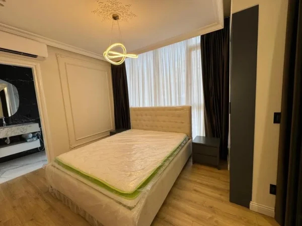 Tirane, shes apartament 3+1+Ballkon Kati 5, 167 m² 420.000 € (BULEVARDI I RI)