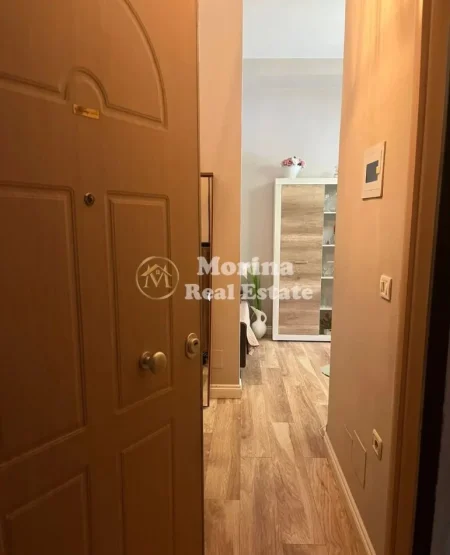 Tirane, shitet apartament 1+1 Kati 1, 66 m² 100.000 € (Fresk)