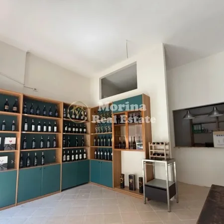 Tirane, shitet ambjent biznesi Kati 0, 103 m² 169.000 € (Laprak)