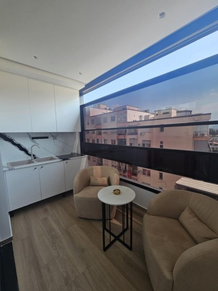 Tirane, jepet me qera apartament 2+1 Kati 6, 110 m² 800 € (Kompleksi Fratari)