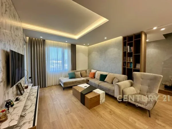 Tirane, jepet me qera apartament 2+1 Kati 4, 168 m² 1.800 € (Liqenit të Thatë)