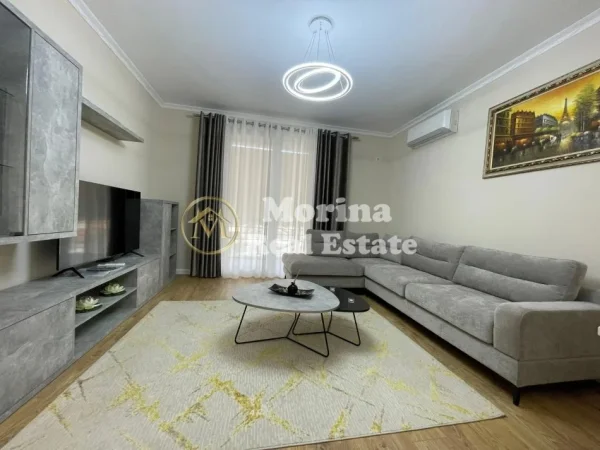 jepet me qera apartament 2+1 , 110 m² 800 € (Rruga Elbasanit– Fakulteti Ekonomik)