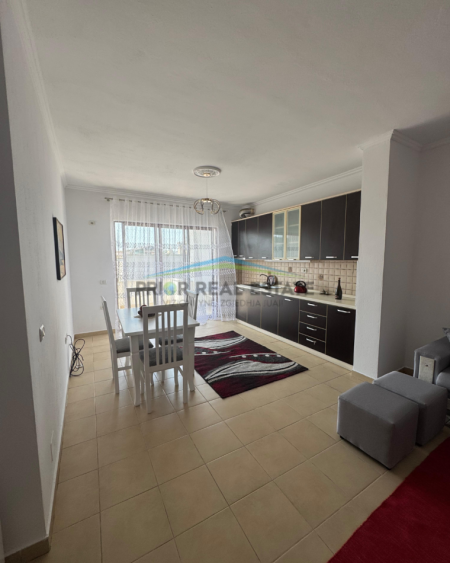 Tirane, shitet apartament 2+1+Ballkon Kati 4, 96 m² 12.900.000 ALL(Fresku)
