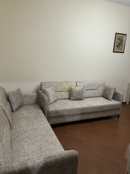Tirane, jepet me qera apartament 1+1 Kati 3, 70 m² 550 € (RRUGA E DURRESIT)