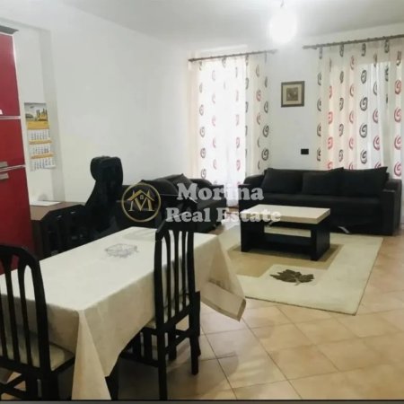 Tirane, jepet me qera apartament 1+1 Kati 7, 72 m² 700 € (,Kompleksi Usluga)