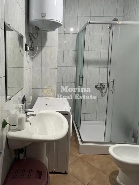 Tirane, jepet me qera apartament 1+1 Kati 7, 72 m² 700 € (,Kompleksi Usluga)