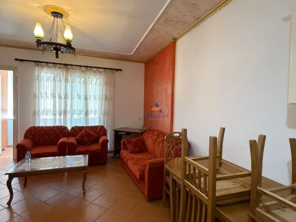 Tirane, shitet apartament 1+1+Ballkon , 75 m² 890.000 € 