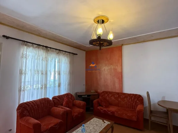 Tirane, shitet apartament 1+1+Ballkon , 75 m² 890.000 € 