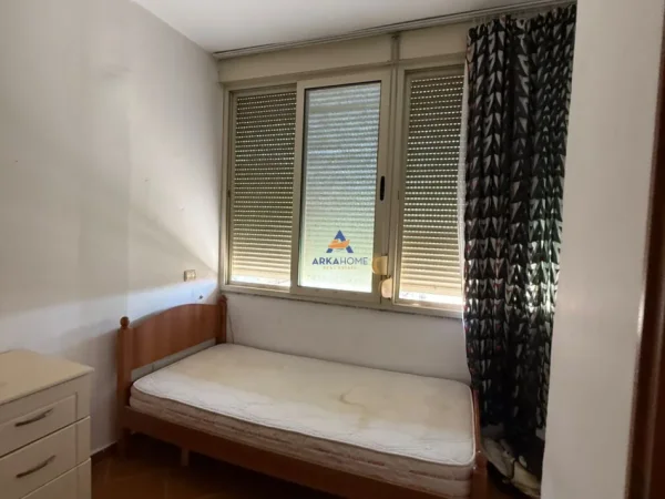 Tirane, shitet apartament 1+1+Ballkon , 75 m² 890.000 € 