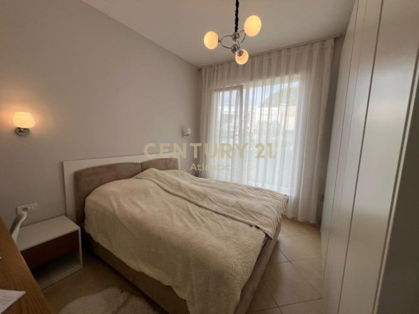 Durres, shitet apartament 2+1+Ballkon Kati 1, 158 m² 250.000 € (Gjiri i Lalezit)