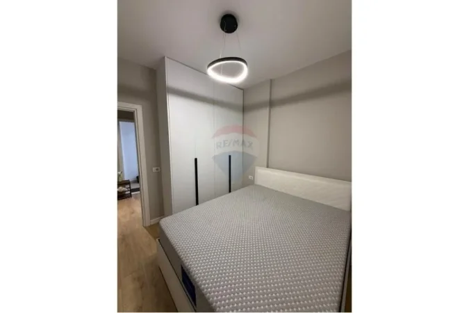 Tirane, jepet me qera apartament 1+1 Kati 5, 44 m² 500 € 
