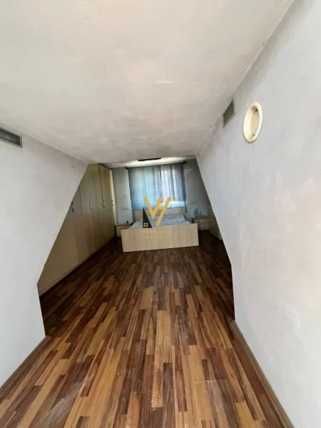 Tirane, shitet apartament 3+1+Ballkon Kati 4, 240 m² 335.000 € (KODRA E DIELLIT 1)