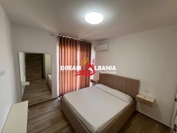 Tirane, jepet me qera apartament 2+1 , 100 m² 490 € (tek Kompleksi Rezidencial “Univers City”)