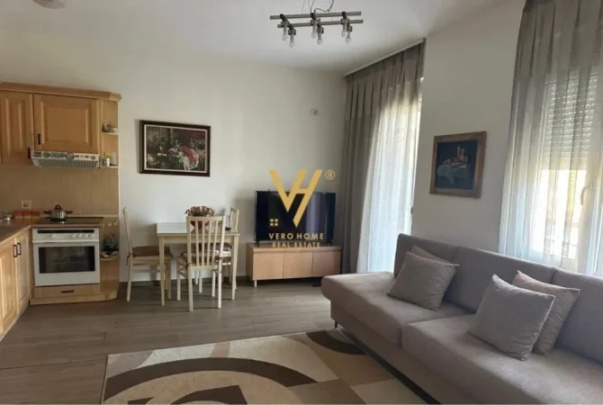 Tirane, jepet me qera apartament 2+1+Ballkon Kati 4, 70 m² 750 € (MYSLYM SHYRI)