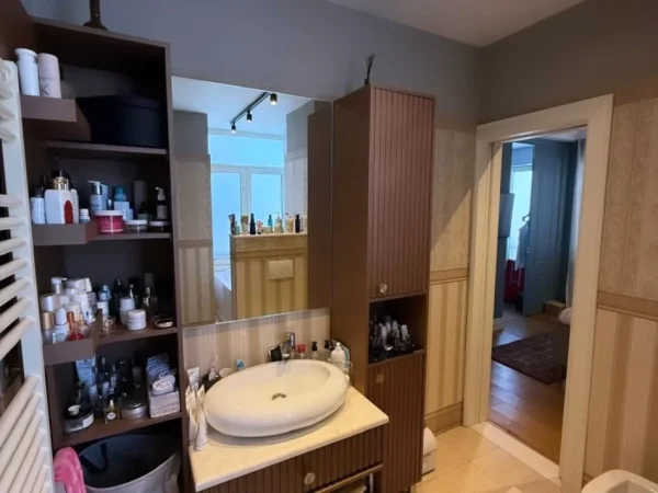 Tirane, shitet apartament 2+1 , 115 m² 319.000 € (stadiumi air albania)